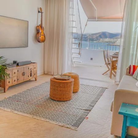 Beachfront Haus In The Heart Of Appartement